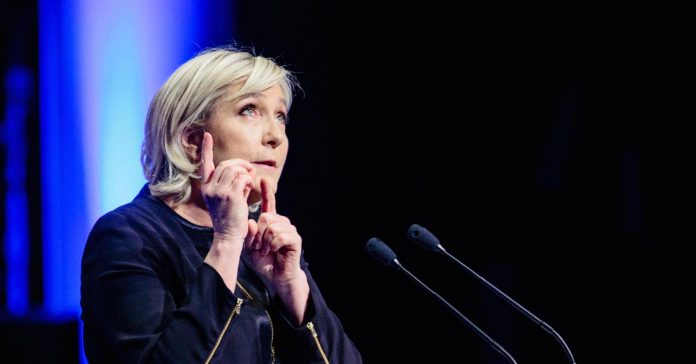 104269284-Le_Pen_Lyon.1910x1000.jpg