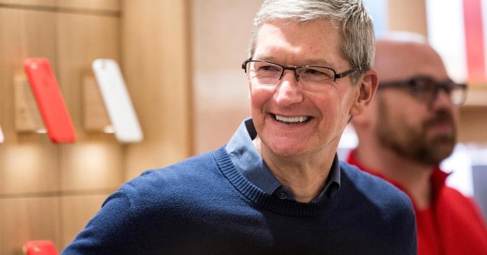 104343651-Tim_Cook_Smile.1910x1000.jpg