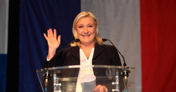 104368849-France_Le_Pen_.1910x1000.jpg