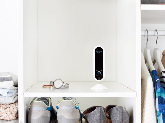 echo-look-closet-shelf.jpgw738