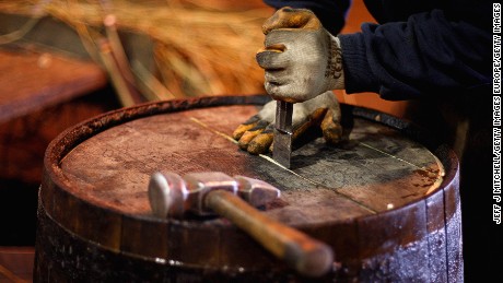 170328105228-whisky-barrel-8-large-169.jpg