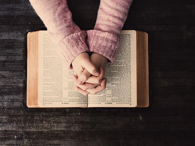 biblereading2_si.jpg
