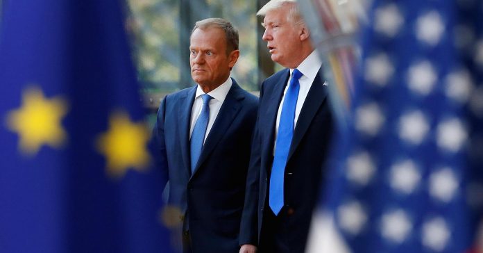 104492303-RTX37J9W-Donald-Trump-Donald-Tusk.1910x1000.jpg