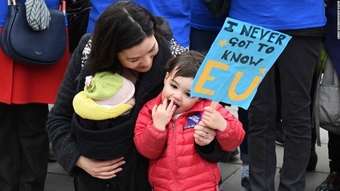 170329153312-16-article-50-0329-protesters-super-tease.jpg
