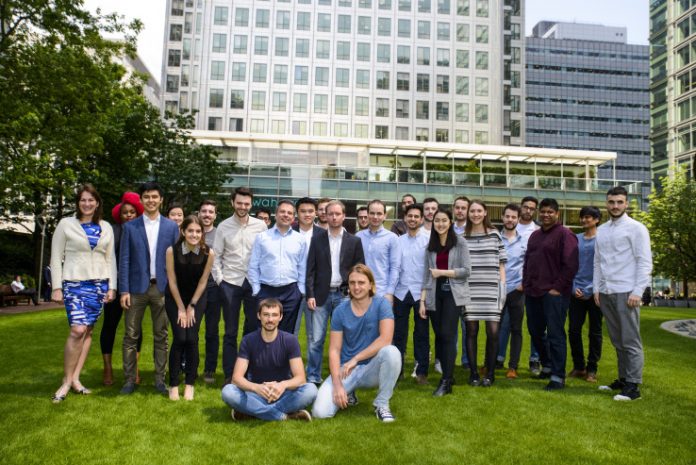 revolut-_dsc0686.jpgw738