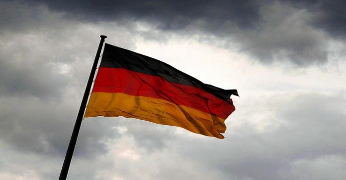 100710217-100710217-German-flag-storm-clouds.1910x1000.jpg
