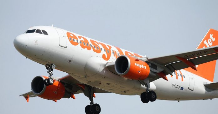102193786-easjet.1910x1000.jpg