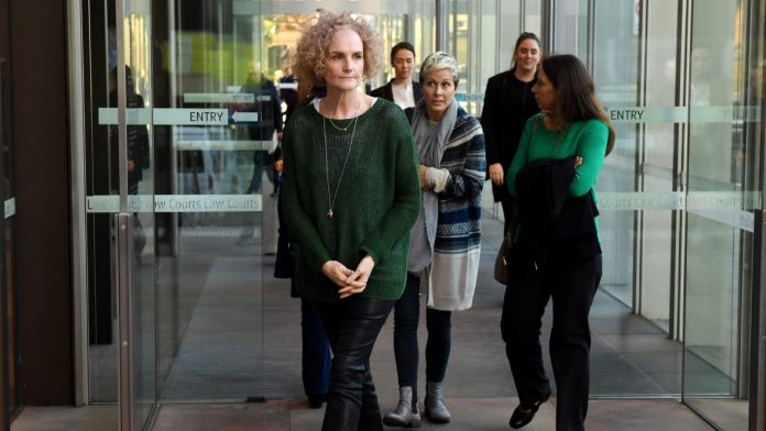 australia-pelvic-mesh-lawsuit.jpg