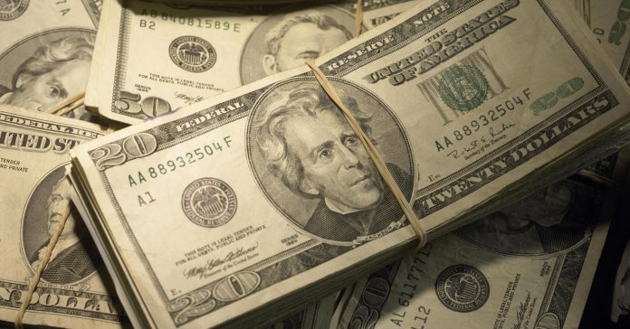 104490356-money.1910x1000.jpg