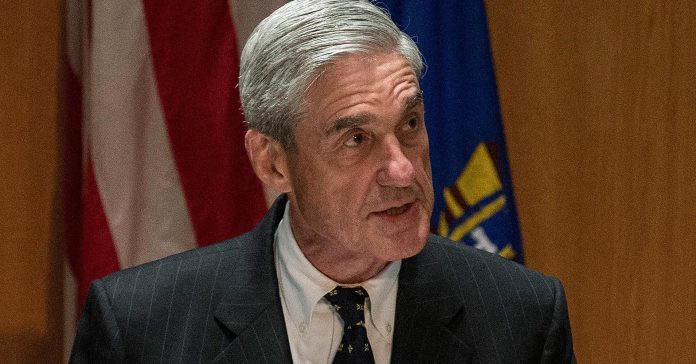 104531761-GettyImages-175801070-Robert-Mueller.1910x1000.jpg