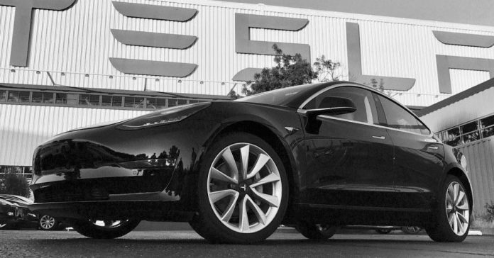104576929-tesla.1910x1000.jpg