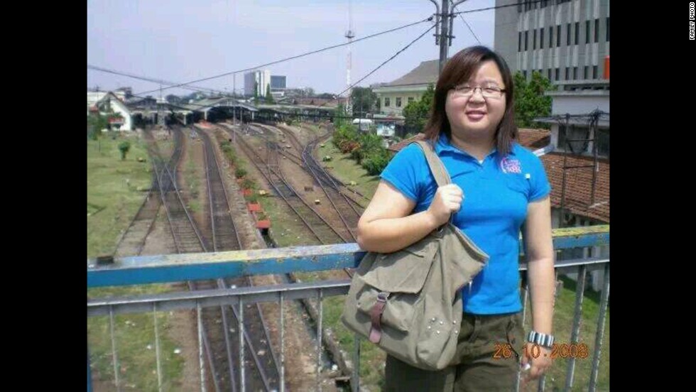 Ch'ng Mei Ling, a Malaysian citizen who lives in Pennsylvania, is a process engineer at a chemical company.