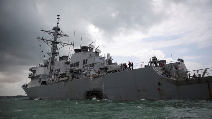 usa-navy-crash.jpg