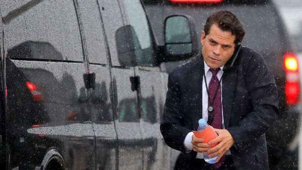 White House Communications Director Anthony Scaramucci arrives to travel with U.S. President Donald Trump to Ronkonkoma, New York from Joint Base Andrews, Maryland, U.S., July 28, 2017. REUTERS/Carlos Barria - RTX3DBHZ