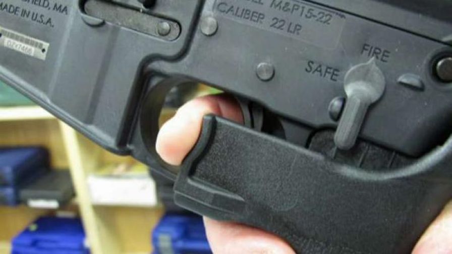 Former Las Vegas Metro Police Department Sergeant and SWAT officer John Sheahan gives his take.