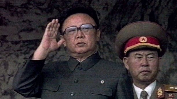 North Korean leader Kim Jong-il salutes during a ceremony commemorating North Korea's 50th anniversary of the founding of the state in Pyongyang September 9. North Korea celebrated its 50th anniversary with a grand military parade featuring banners hailing long life for the country's late founder, Kim Il-sung.

SB - RP1DRIEJDTAA