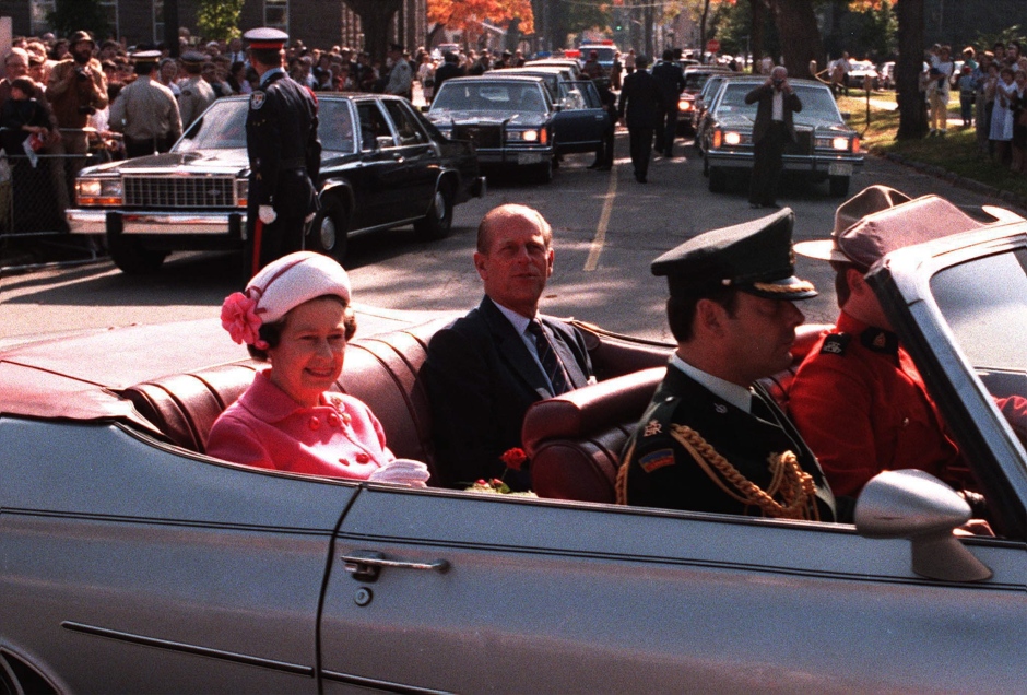 OPEN CAR ESCORT