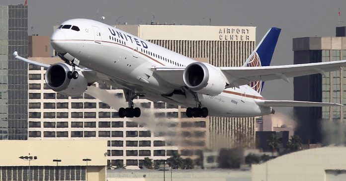 104809116-GettyImages-159184364.1910x1000.jpg