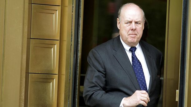 FILE PHOTO: Lawyer John Dowd exits Manhattan Federal Court in New York, U.S. on May 11, 2011. REUTERS/Brendan McDermid/File Photo - RC1B8251FB10