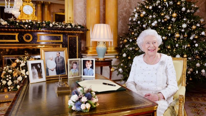 britain-royals-queen.jpg