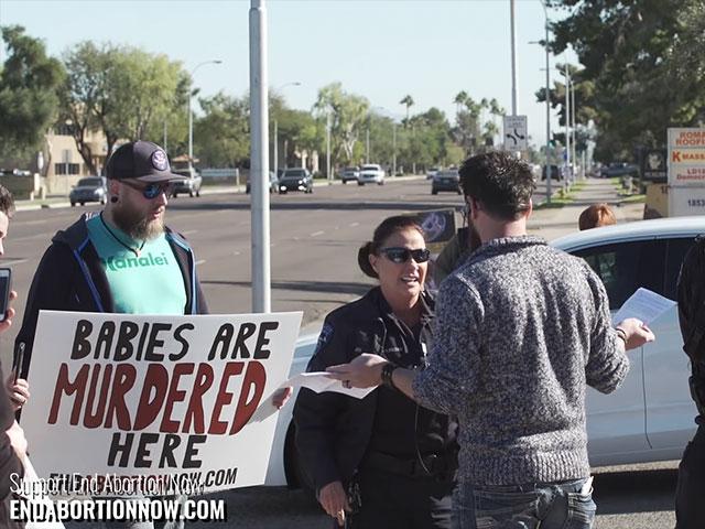 pastorrebukesofficer_si.jpg