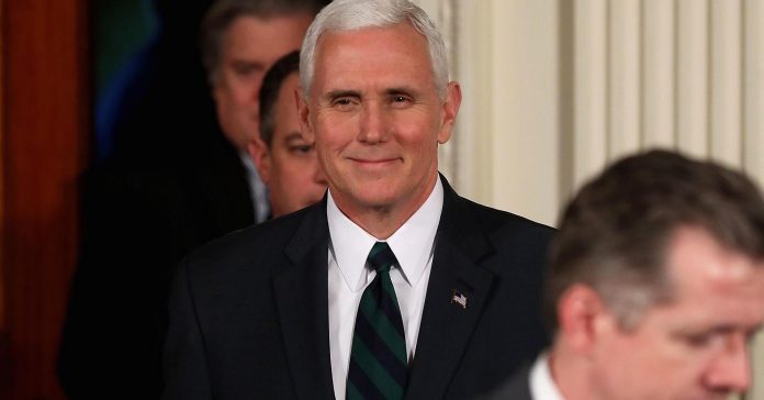 104362460-GettyImages-654572920.1910x1000.jpg
