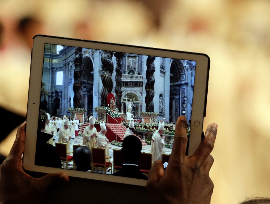 APTOPIX Vatican Pope Epiphany