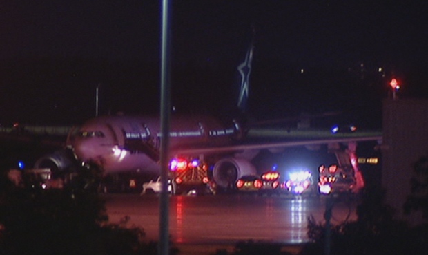 Ottawa Air Transat flight delayed Ottawa airport July 31 2017