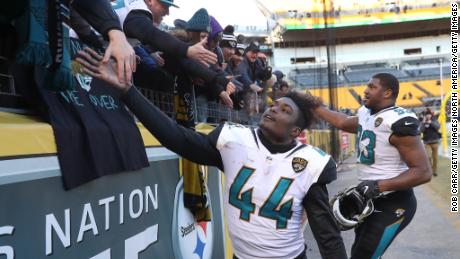 180115074434-jaguars-03-large-169.jpg