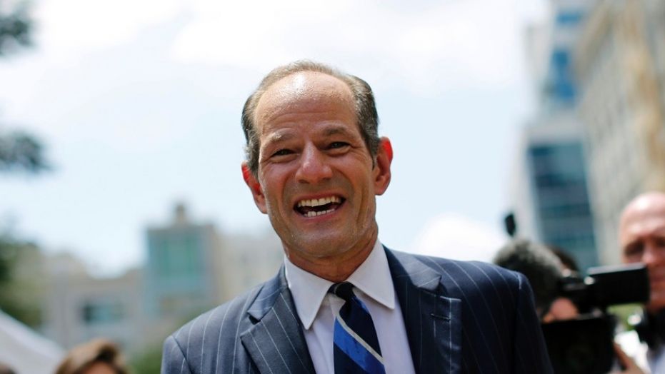 Former New York Governor Eliot Spitzer campaigns in New York, July 8, 2013. REUTERS/Brendan McDermid/File Photo - TM3ECAB0WXS01