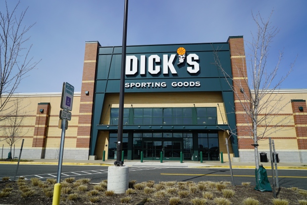 Dicks sporting goods
